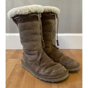 UGG Suburb Boots Women's 8M‎ Suede Shearling Tassel Winter Snow Tan